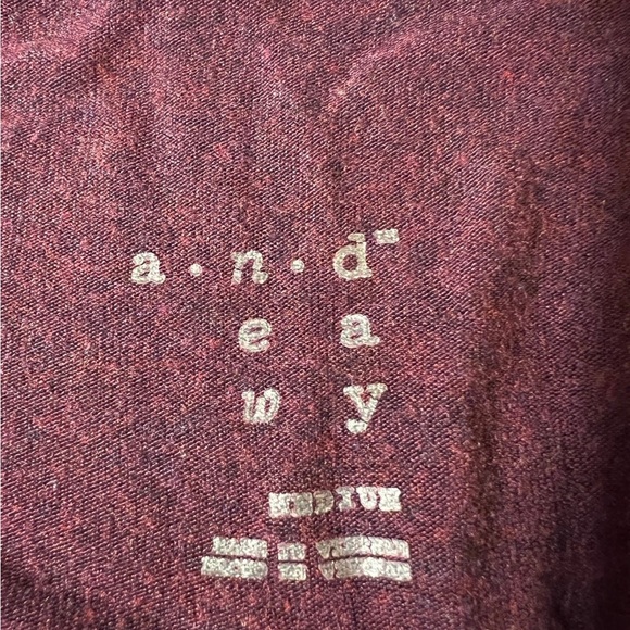 Women’s T-shirt bundle - Picture 7 of 12